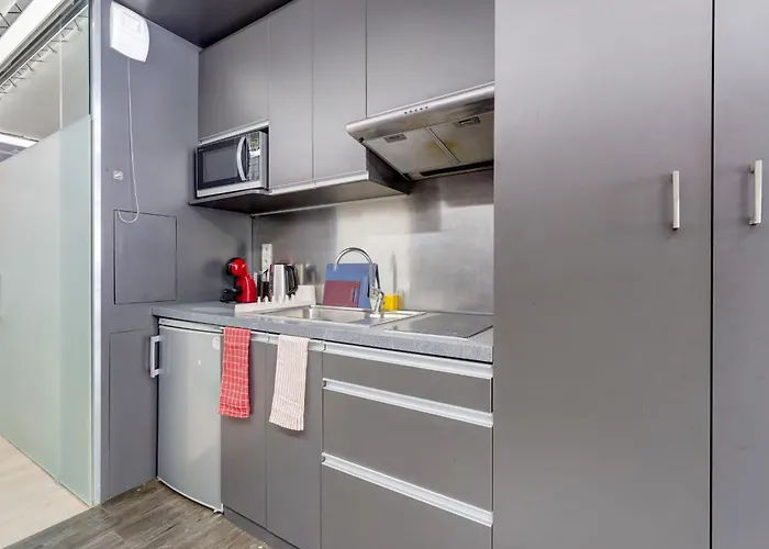 05 - Le Lokup - Wifi - Proche Tram * Реймс