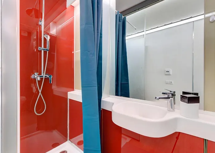 05 - Le Lokup - Wifi - Proche Tram Апартаменты