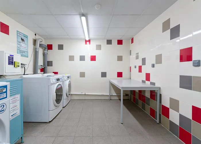 05 - Le Lokup - Wifi - Proche Tram * Реймс